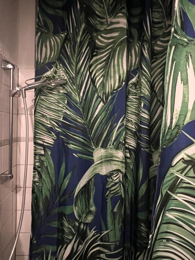 Private Schlafzimmer Mit Wc Dusche Mönchengladbach Buitenkant foto