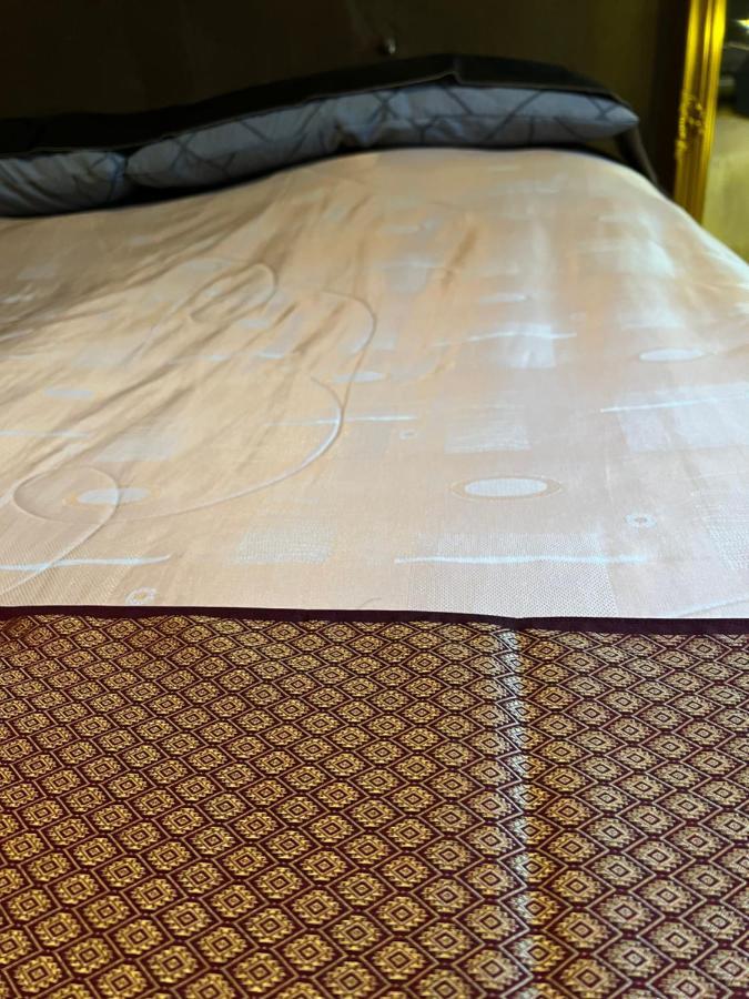 Private Schlafzimmer Mit Wc Dusche Mönchengladbach Buitenkant foto