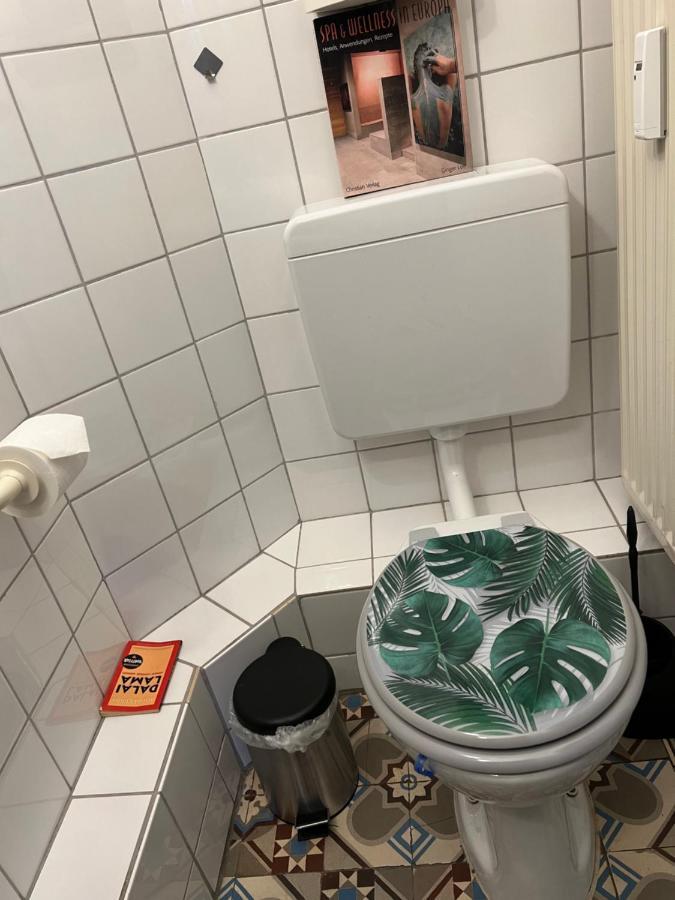 Private Schlafzimmer Mit Wc Dusche Mönchengladbach Buitenkant foto
