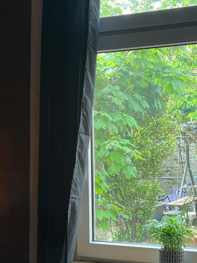 Private Schlafzimmer Mit Wc Dusche Mönchengladbach Buitenkant foto
